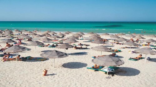 Hochstehende Vermietung am Meer