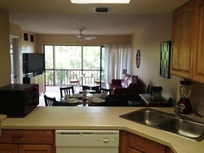 Interior - Resort in top loc., near everything - 355 (Naples)