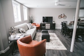 Smart TV - Monogram Luxury Condo- Silver (Suite #1) (Bridgman)