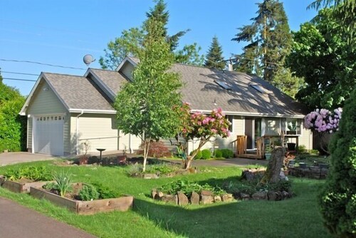 70+ Viiden tähden arvostelut! Keskeinen sijainti! Arvo! Myöhäinen malli: 2009!