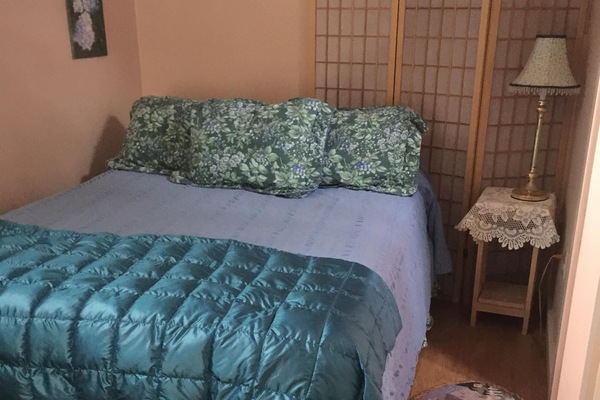 Queen Bed