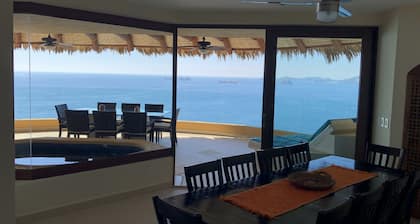 3,400 sqft OCEANFRONT 3 BDR 4 BTR AMAZING CONDO. 900SQFT TERRACE STUNNING VIEWS