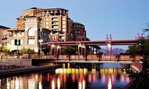 Exterior - SWSSParkPlace - 5 star Luxury Zen Oasis Private Pool (Scottsdale)