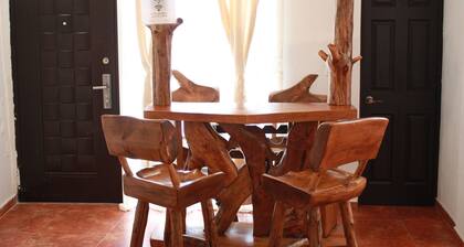 Casa Azuela & Valencia