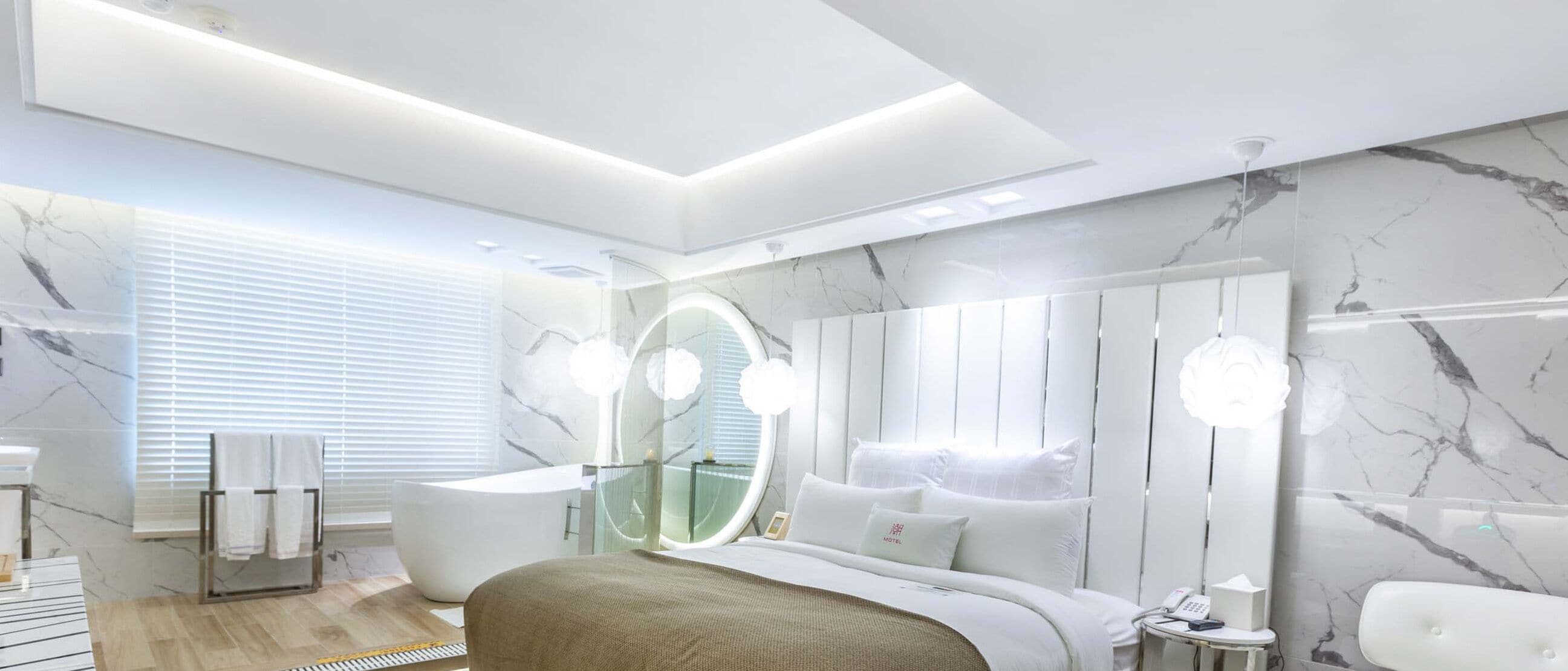 Double Room ( run of house)