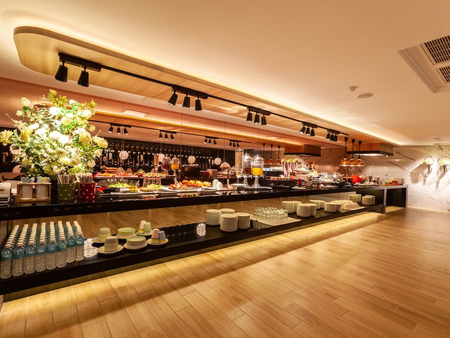 Desayuno buffet todos los días (con cargo)