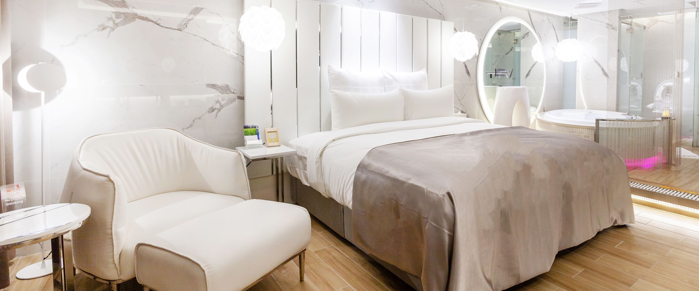 valentine's day double room | in-room dining