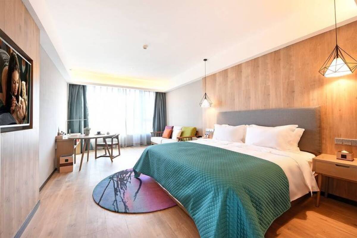 Classic Double Room | Blackout curtains, free WiFi