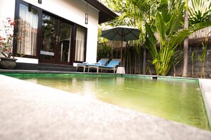 ลักซ์ชัวรี่วิลล่า, 1 ห้องนอน, ปลอดบุหรี่ | ลานระเบียง/นอกชาน