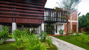 Exterior detail - eOcambo Resort and Spa (Siem Reap)
