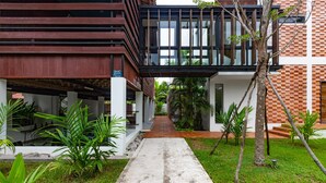 Courtyard - eOcambo Resort and Spa (Siem Reap)