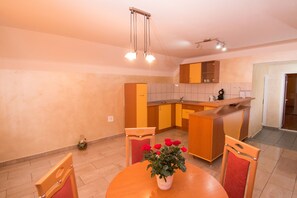 Apartment -  4ad | Eigene Kochnische