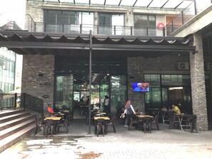 Exterior - Empire Damansara Residence Suites (Petaling Jaya)