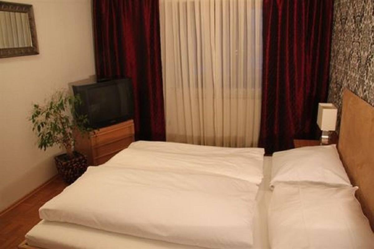 Caja de seguridad en la habitación, escritorio y wifi gratis