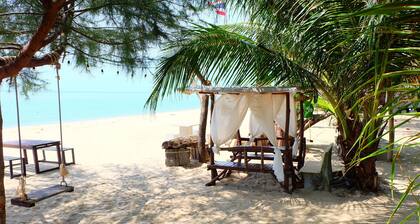 Tharadol Beach Resort