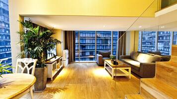 Deluxe-Suite | Schreibtisch, Verdunkelungsvorhänge, kostenloses WLAN