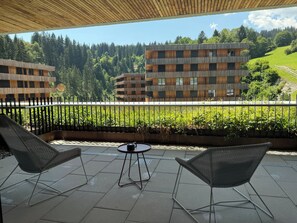 Habitació, 1 llit de matrimoni gran, vistes a la muntanya | Vista des de l'habitació