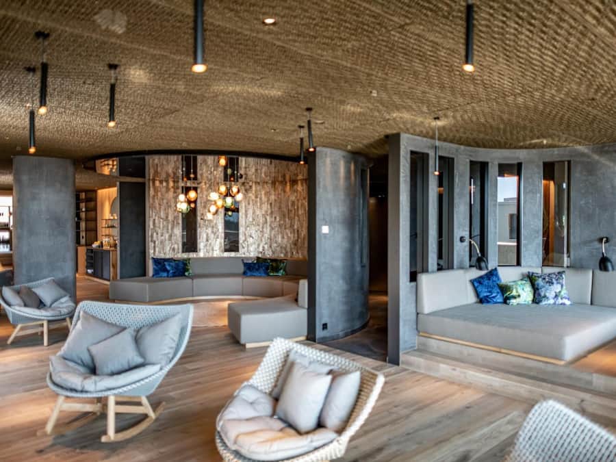 Body scrubs, massages