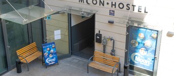  Moon Hostel Poznań