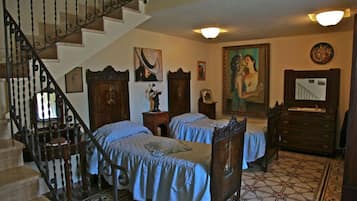 Quadruple Room Giugetta | Minibar, soundproofing, free WiFi, bed sheets