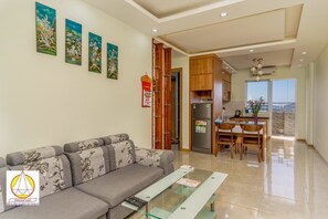 Apartment, 2 Schlafzimmer | Wohnzimmer