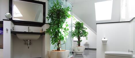 Comfort Penthouse (Alexandra, excl. 120 € cleaning fee) | Bathroom | Heated floors, towels