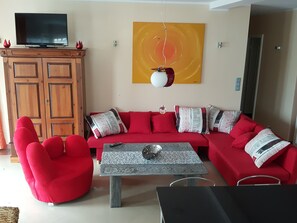 Apartamento luxo (Peter,  excl. 120 € cleaning fee) | 1 quarto, cortinas blackout, quartos à prova de som