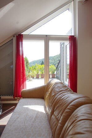 Loftsleilighet – comfort (Alexandra, excl. 120 € cleaning fee) | 1 soverom, blendingsgardiner, lydisolert og strykejern/-brett