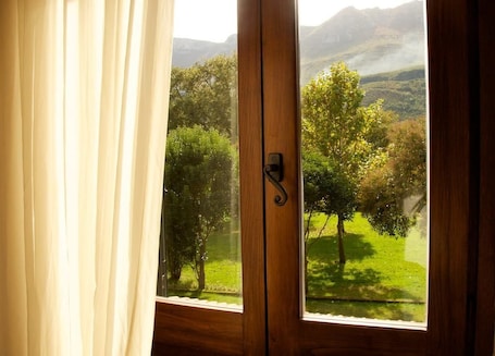 Vista desde la propiedad. La Tavernola Agriturismo - Tenuta Mandia