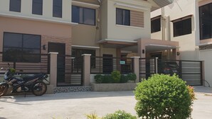 Exterior - KB Homes (Tagbilaran)