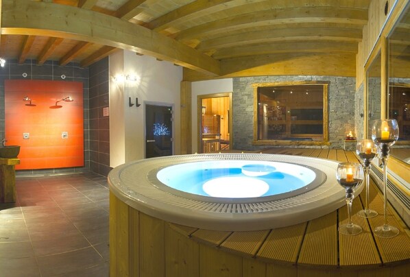 Turkish bath/hammam, massages