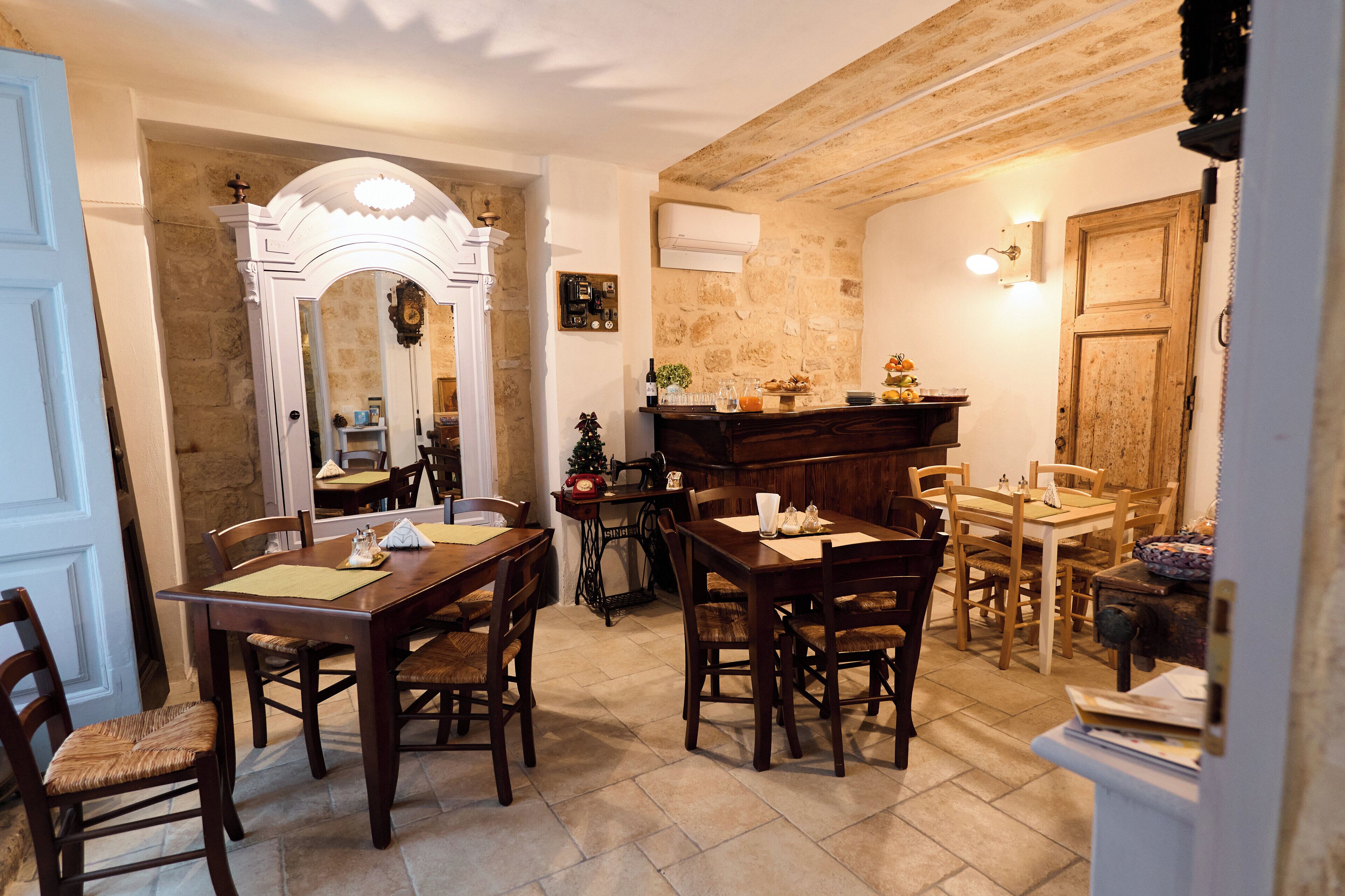 Esmorzar diari d'estil bufet gratuït 