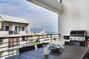 Terrace/patio - Azure 213 On Big Bay (Cape Town)