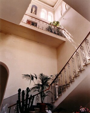 Staircase - Istituto S. Lodovico (Orvieto)