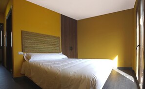 隔音、免费 WiFi、床单