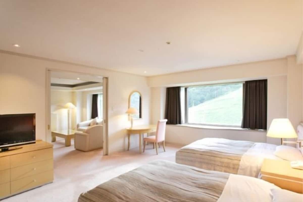 2 bedrooms, in-room safe, desk, free WiFi