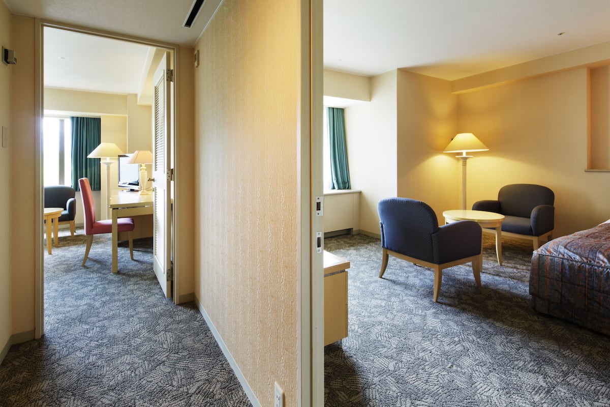 Coffres-forts dans les chambres, bureau, Wi-Fi gratuit