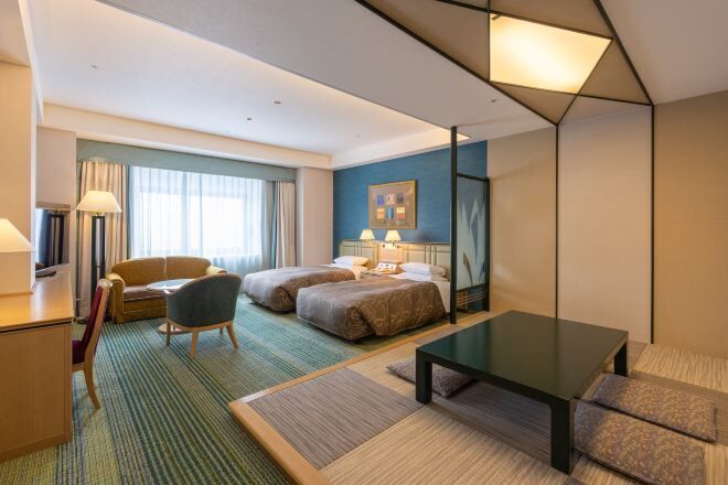 Caja fuerte, escritorio, wifi gratis