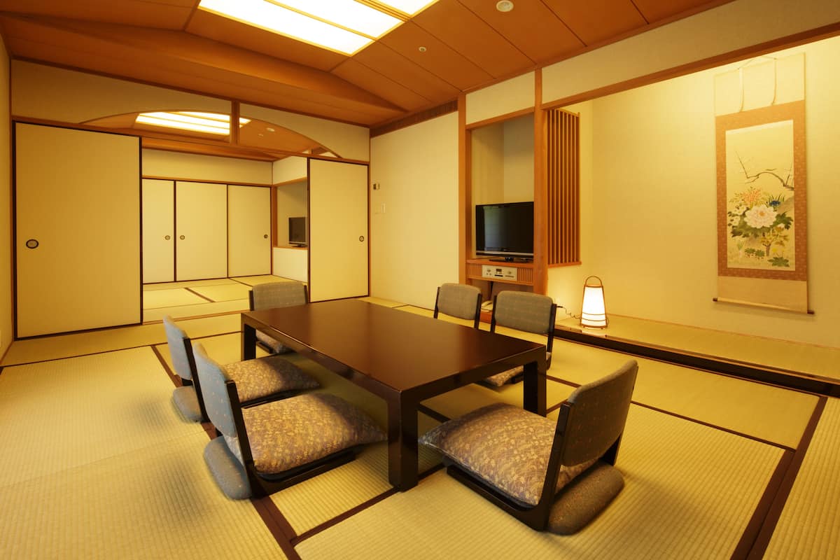 Chambre Tradition (Japanese-style, For 9 Guests)