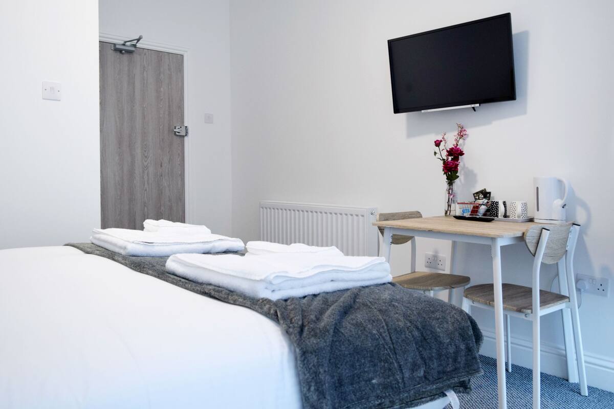 1 bedroom