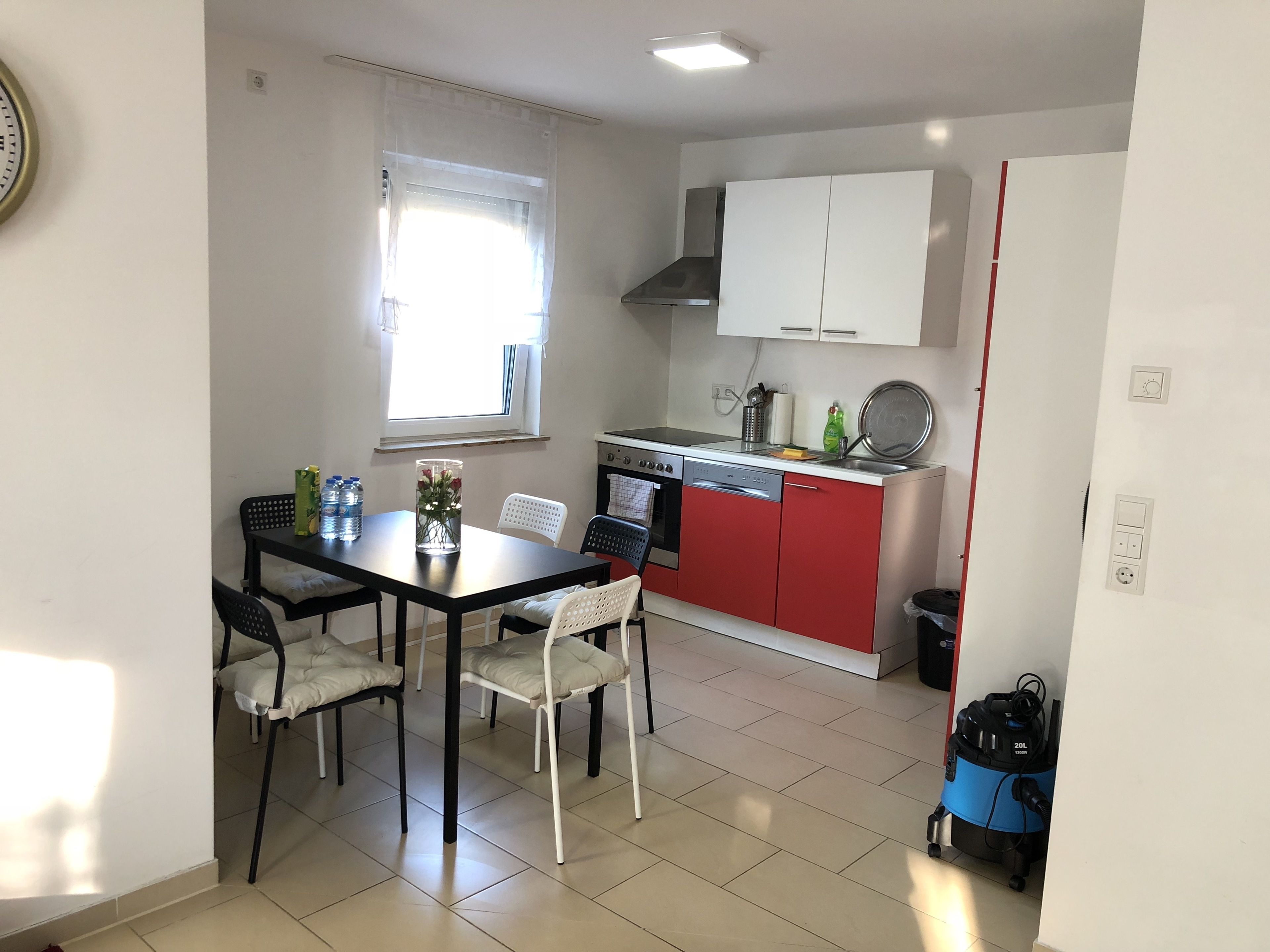 Apartamento, 3 habitaciones | Cocina privada | Frigorífico, microondas, horno y placa de cocina