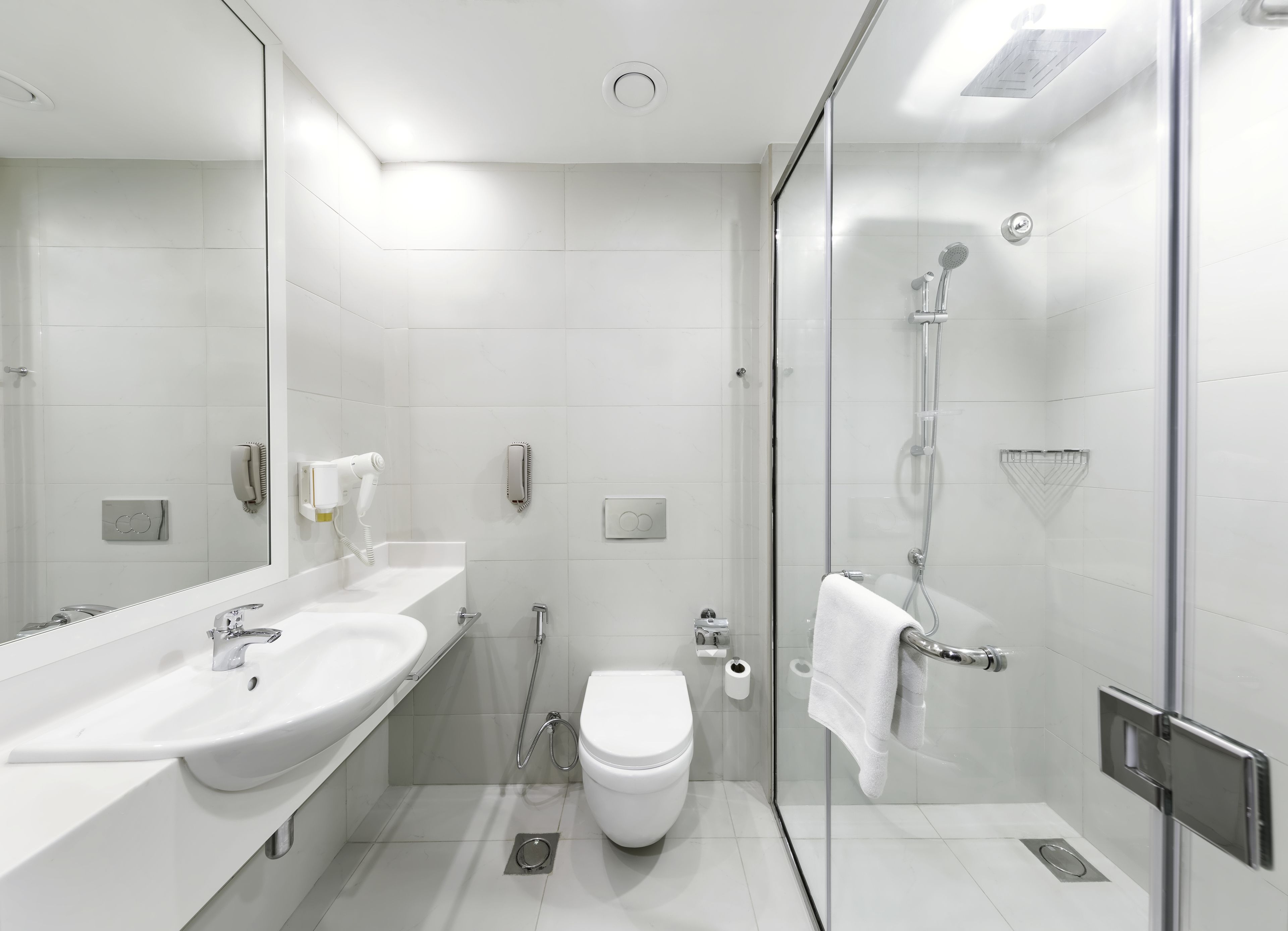 免费洗浴用品、吹风机、毛巾