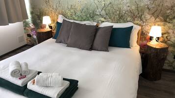 Phòng đôi Tiêu chuẩn | Chăn bông, trang trí khác biệt