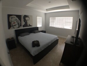 House, Multiple Beds | 3 bedrooms, individually decorated, individually furnished, desk