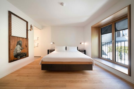 Design Studio, Garden View | 1 bedroom, premium bedding, minibar, in-room safe