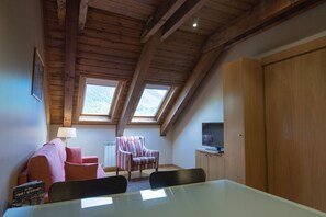 Apartment, 2 Bedrooms | Living room | Flat-screen TV - Aparthotel Siente Boí & SPA (La Vall de Boi)