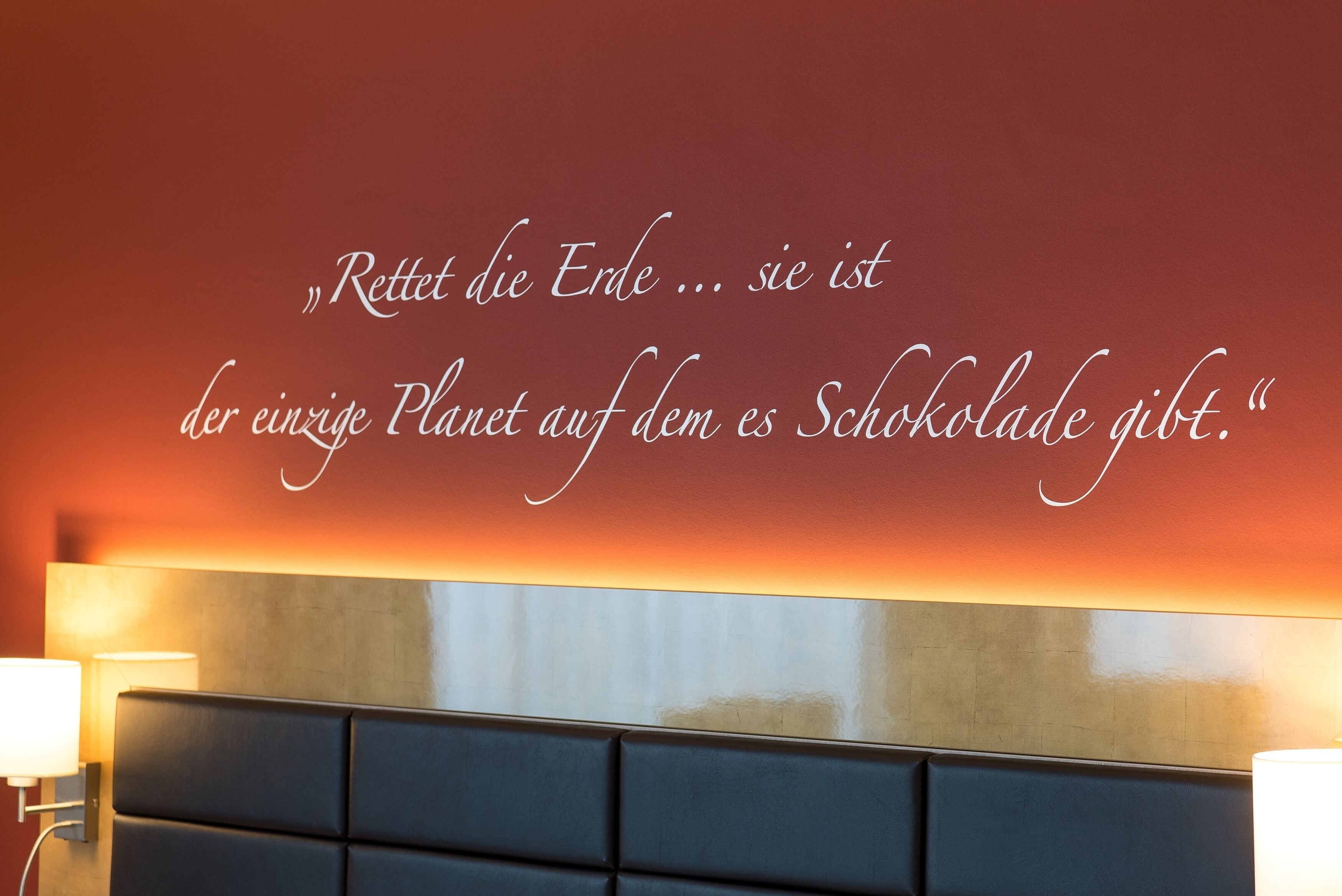 deluxe double room (praline deluxe) | 1 bedroom, hypo-allergenic bedding, in-room safe, desk