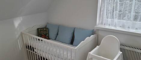1 Schlafzimmer, Reisekinderbett, WLAN