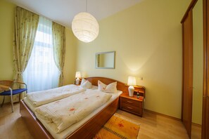 1 bedroom, in-room safe, travel cot, WiFi