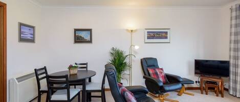 Apartment, 3 Twin Beds | Living area | TV